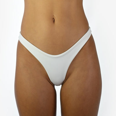 Bianco bikini, Bare All Swimwear