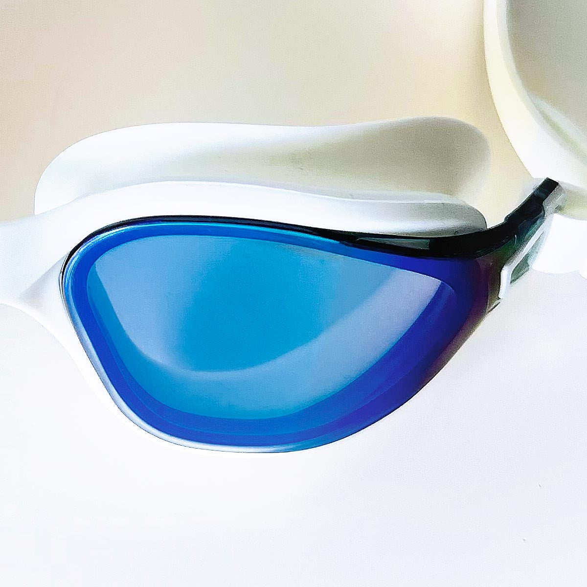 AquaLuxe Goggles  Blue Mirror Lens